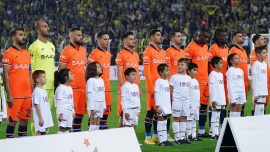 Emre Belözoğlu’ndan iki değişiklik
