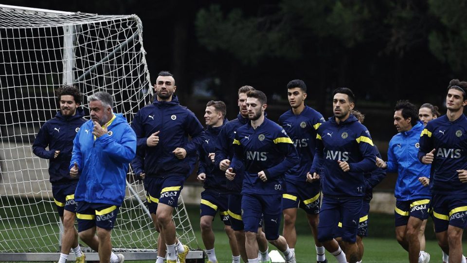 Fenerbahçe’de Başakşehir maçı hazırlıkları devam ediyor
