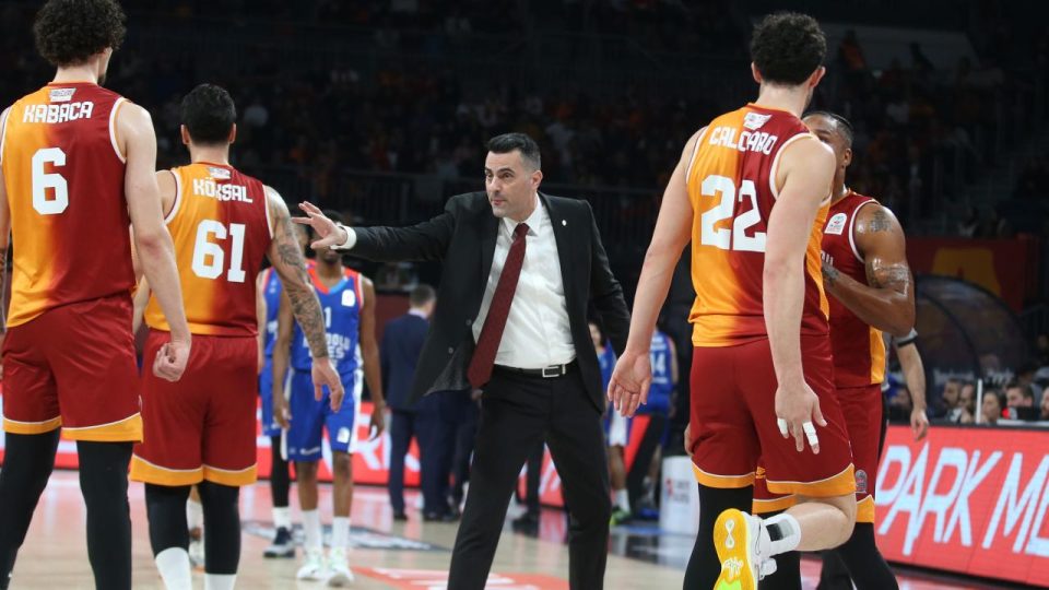Galatasaray Nef’in konuğu AEK