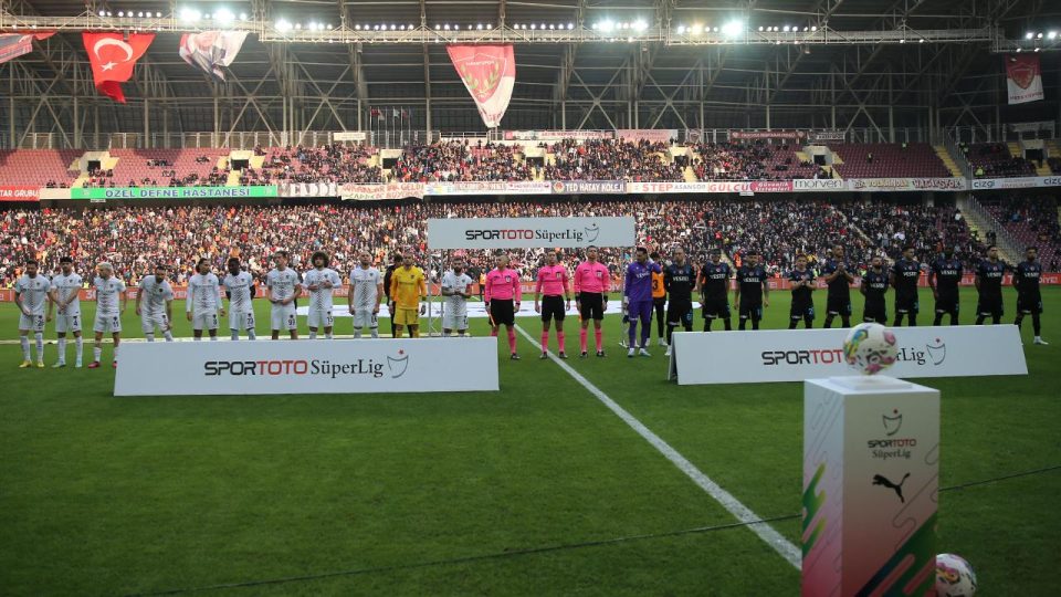 Hatayspor’da 4, Trabzonspor’da 2 değişiklik