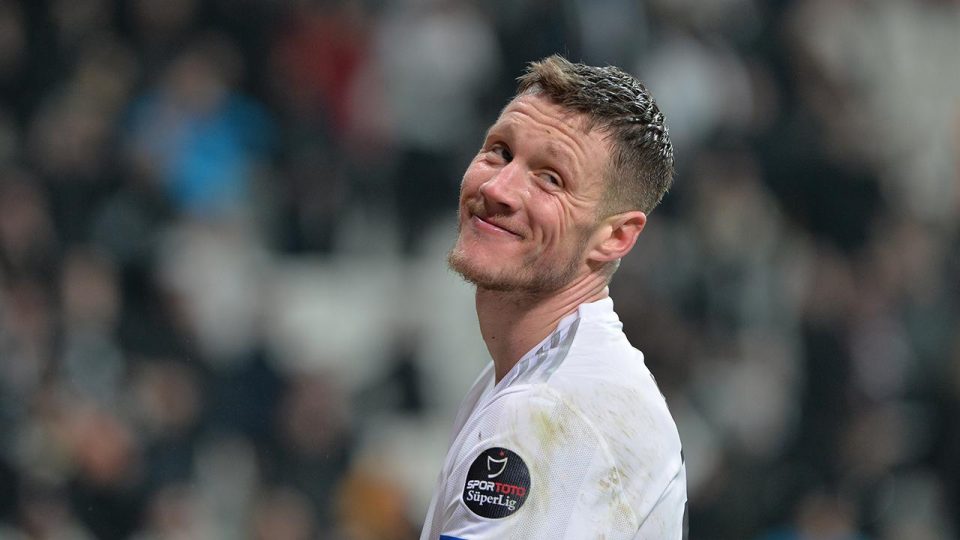Wout Weghorst belirsizliği sürüyor