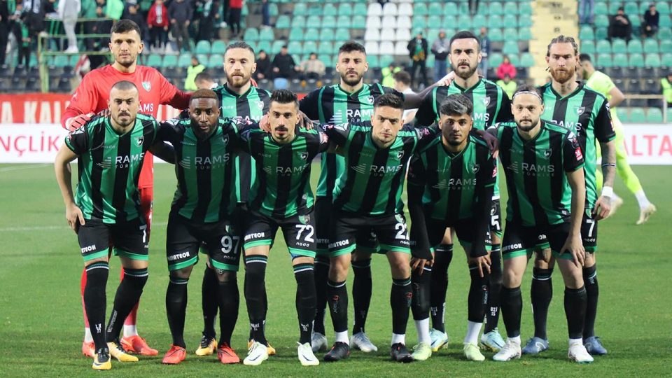 Denizlispor’dan birlik beraberlik çağrısı