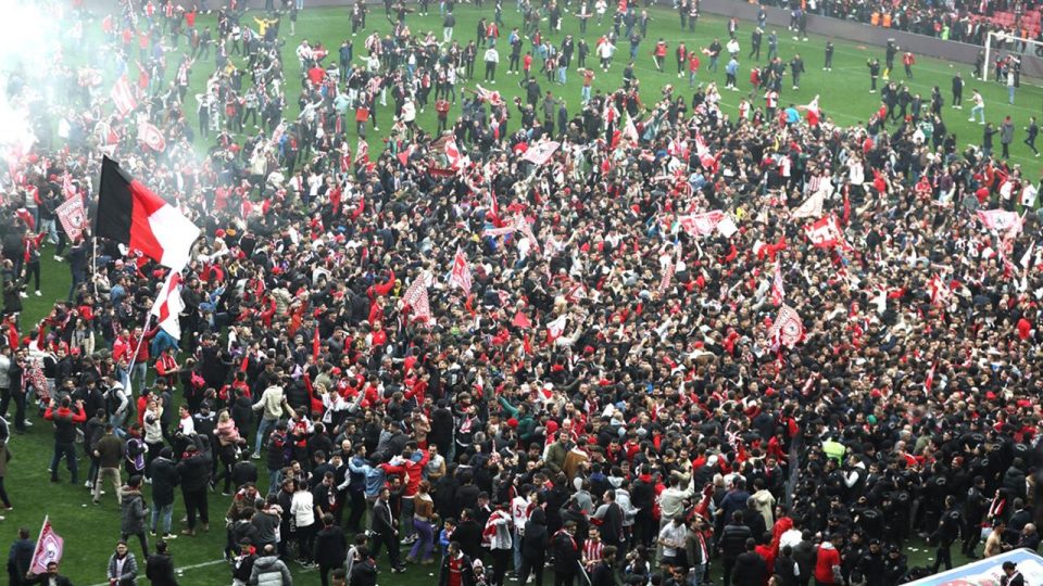 Samsunspor Süper Lig’e şampiyon olarak yükseldi