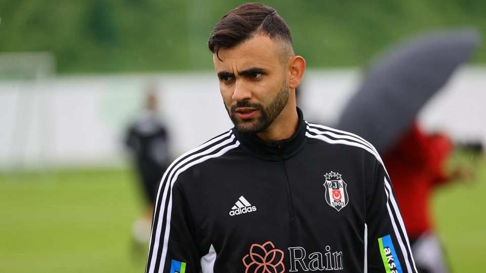Beşiktaş Rachid Ghezzal’i bekliyor