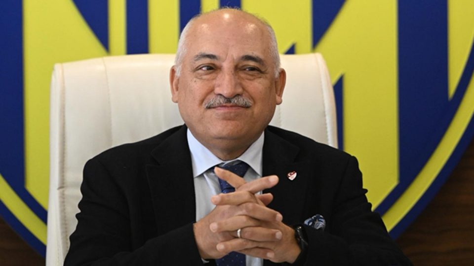 Mehmet Büyükekşi: Hiç kimseden hiçbir şekilde etkilenmeyiz