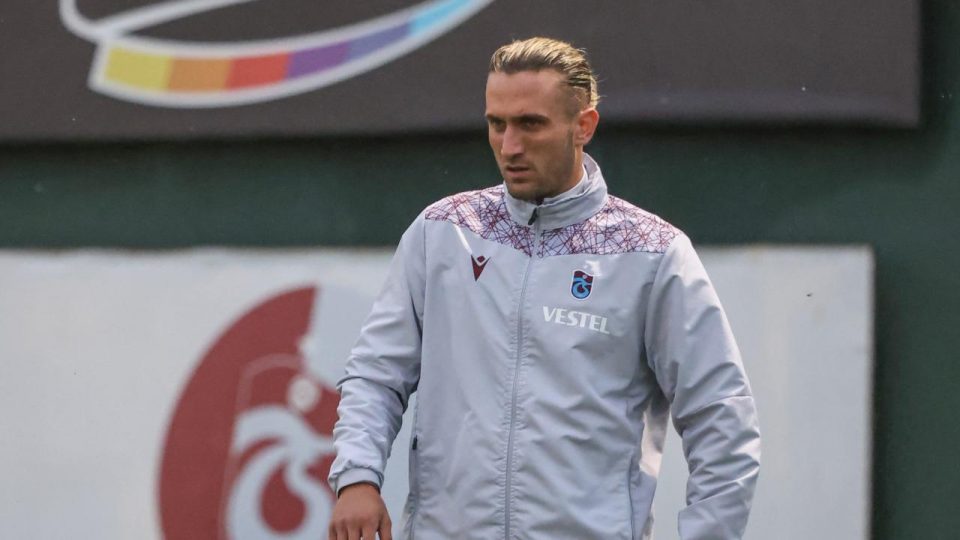 Trabzonspor’a kiralık olarak dönen Yusuf Yazıcı gözden düştü