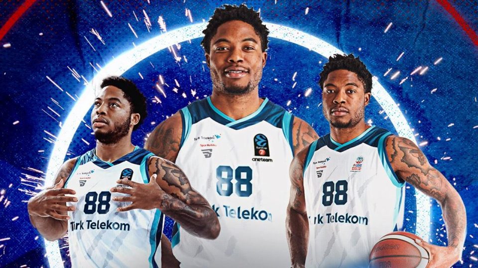 Anadolu Efes ABD’li pivot Tyrique Jones’u transfer etti