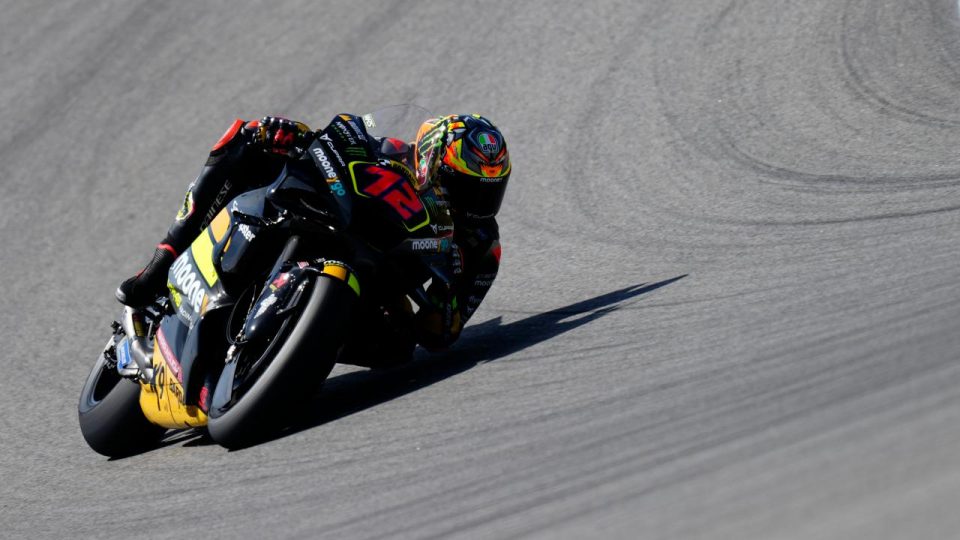 MotoGP’nin Hollanda etabındaki sprint yarışında Marco Bezzecchi birinci oldu