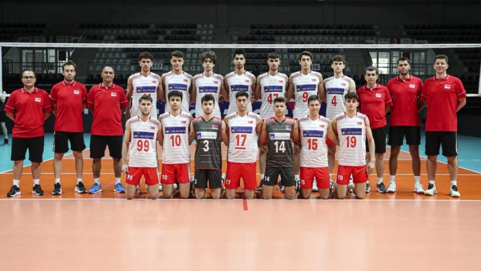 19 Yaş Altı Erkekler Balkan Şampiyonası’nda Türkiye Kosova’yı 3-0 yendi’nda Türkiye Kosova’yı 3-0 yendi