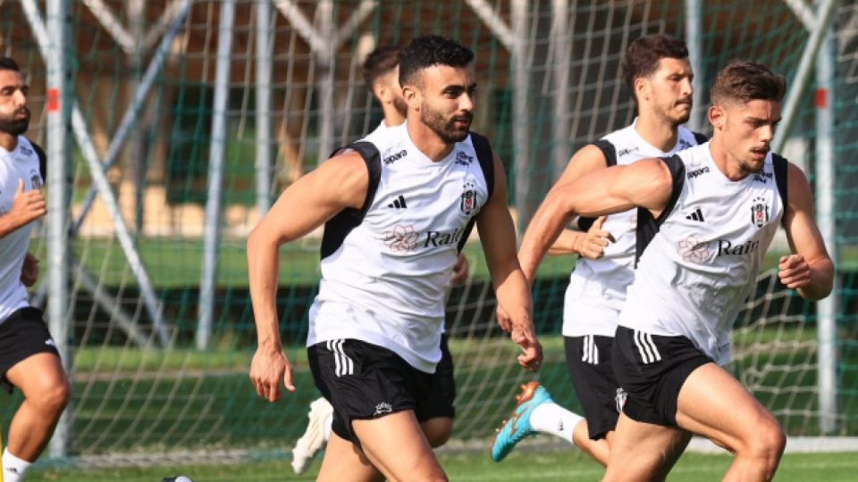 Beşiktaşlı Rachid Ghezzal hırsıyla dikkat çekiyor