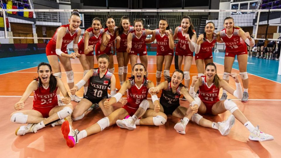 Voleybolda genç milliler Almaya’ya şans tanımadı