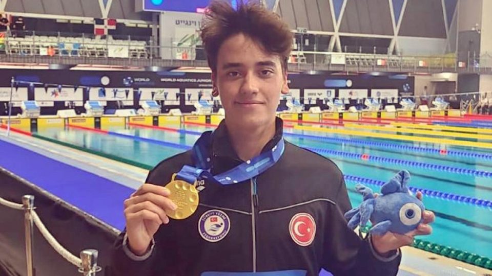 Kuzey Tunçelli rekorlarla dünya şampiyonu oldu
