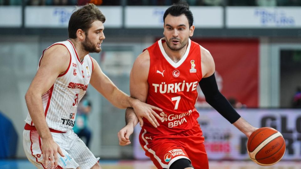 12 Dev Adam Dünya Kupası Elemeleri’nde İsviçre’yi 85-60 yendi